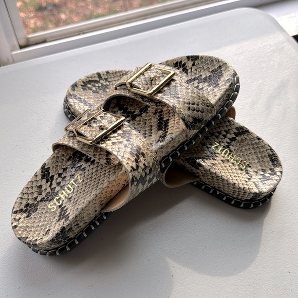 SCHUTZ Shoes - 🍂🍁 NAOMI SPORTY SNAKE-EMBOSSED LEATHER SANDAL🍁🍂 SIZE 7 B
